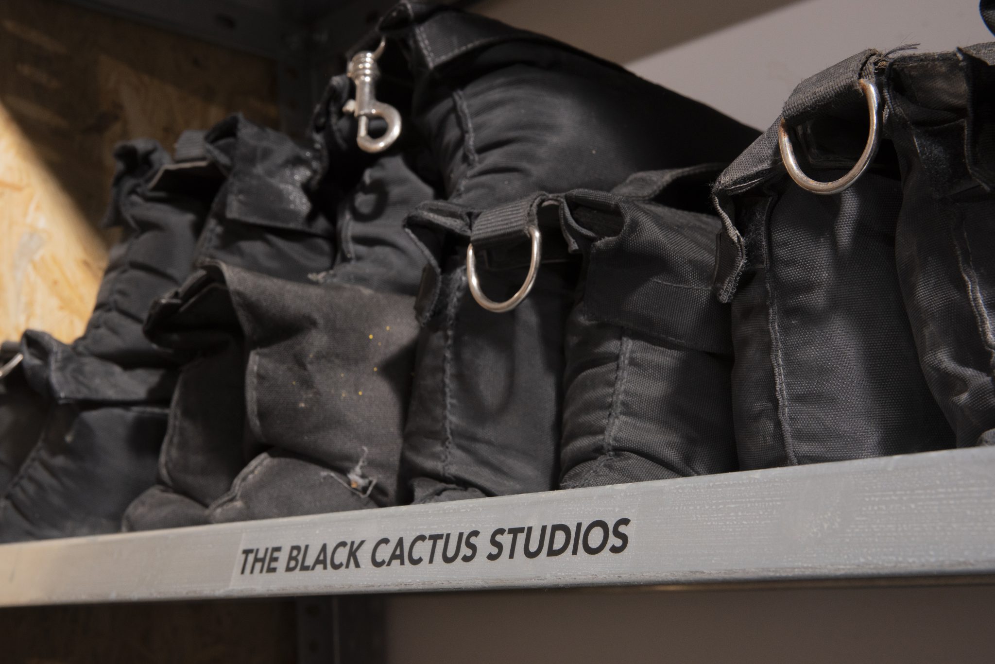 Sacos de arena de The Black Cactus Studios
