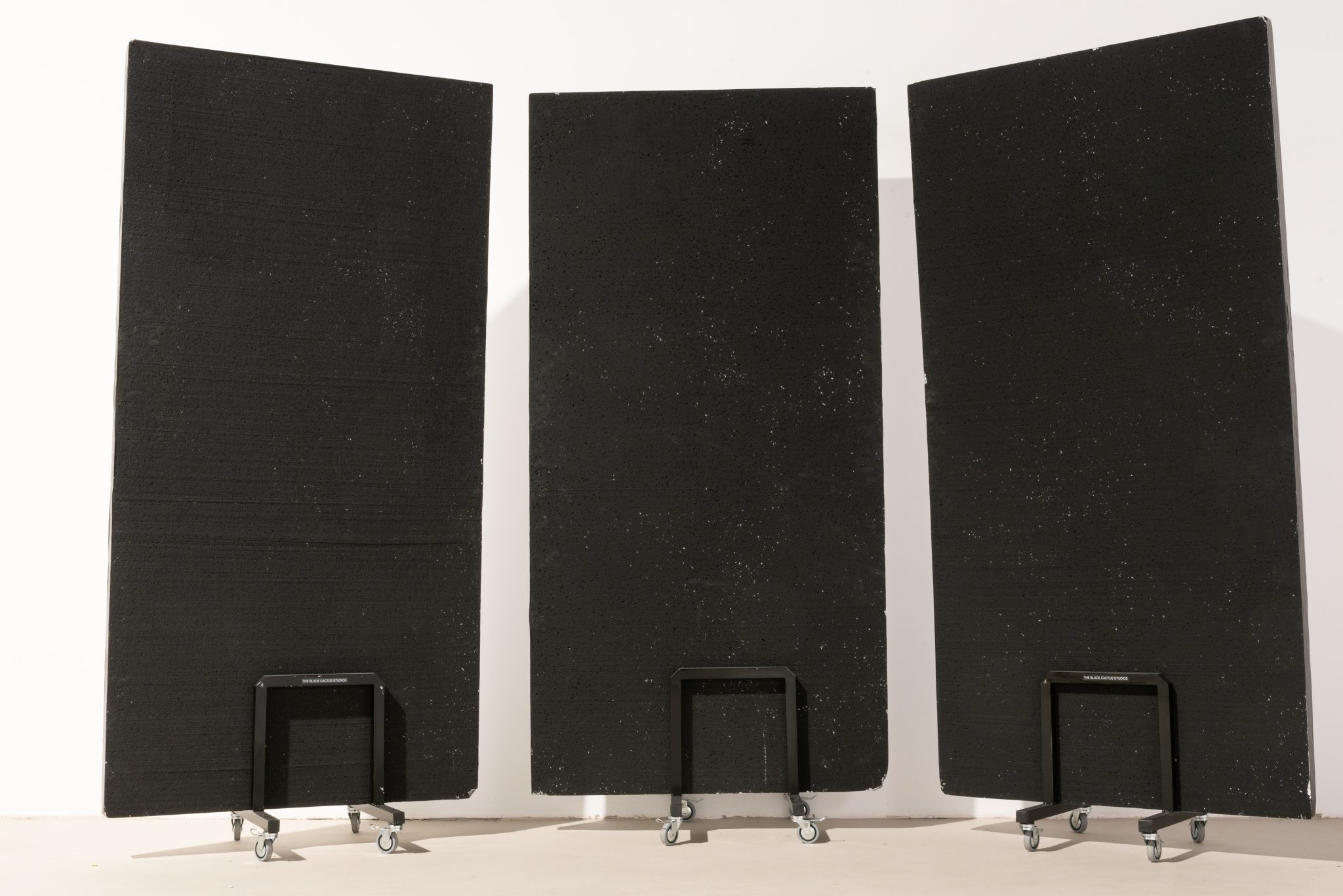 Paneles acústicos negros del plató